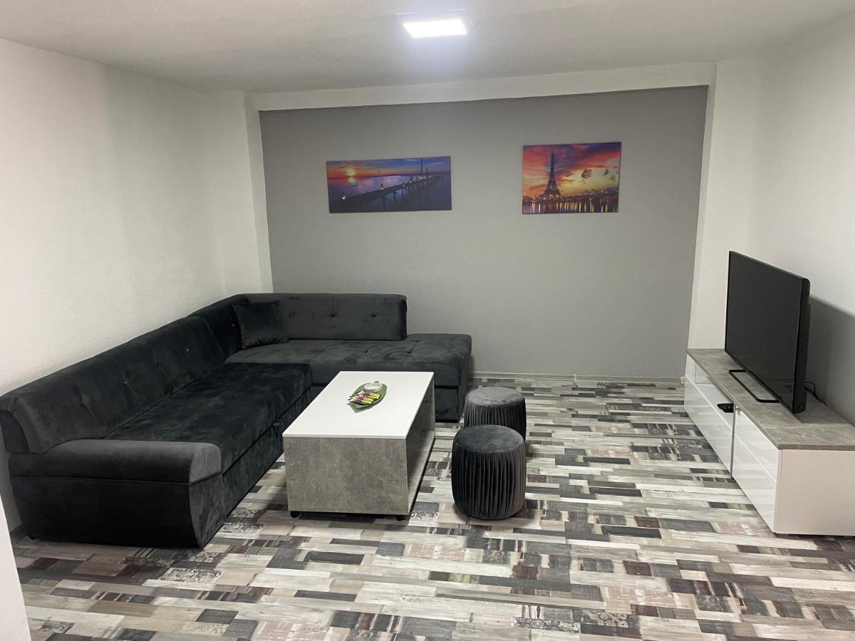 Apartman Duck Lägenhet Sarajevo Exteriör bild