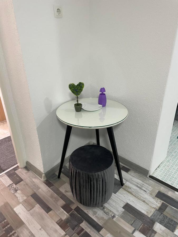 Apartman Duck Lägenhet Sarajevo Exteriör bild